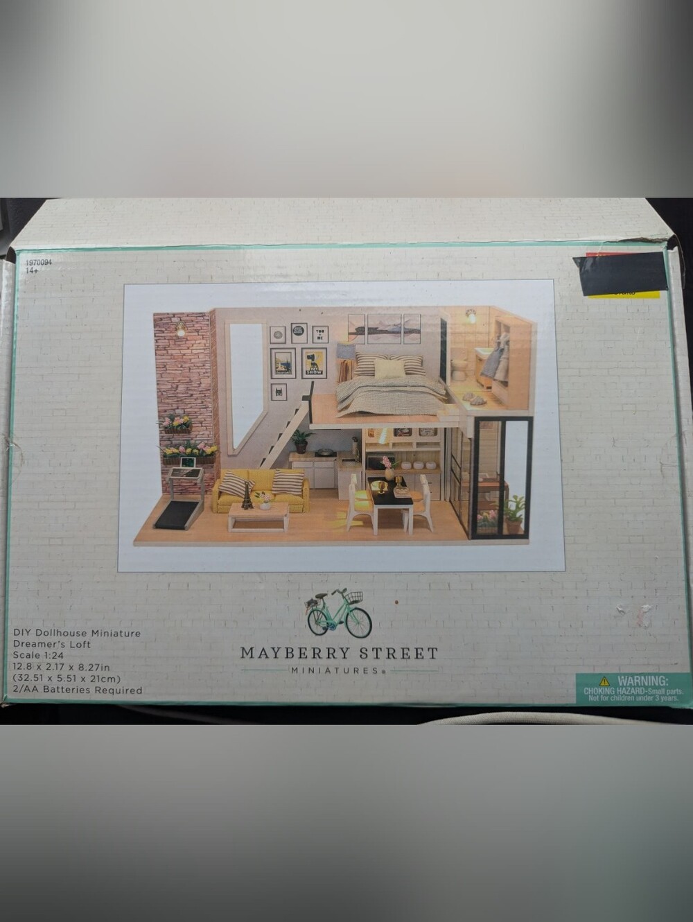 Mayberry Street Miniatures Dreamer’s Loft DIY Dollhouse Kit 1:24 Scale Open Box
